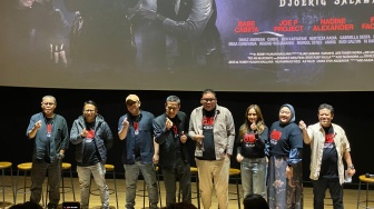 Bintangi Film Setannya Cuan, Ben Kasyafani Sempat 10 Kali Ulang Adegan di Tengah Hujan