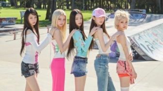 Tampil Fresh, KiiiKiii Usung Warna Baru di Lagu Comeback '404 (New Era)'