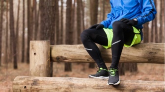 4 Sepatu Trail Running untuk Medan Licin dan Berbatu, Stabil dan Anti-Slip!