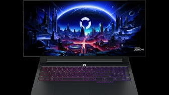 Lenovo Guncang CES 2026 dengan Laptop Gaming Layar Rollable dan AI Cerdas