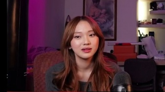 Alasan Jule Lepas Jilbab, Bukan Karena Masalah Rumah Tangga