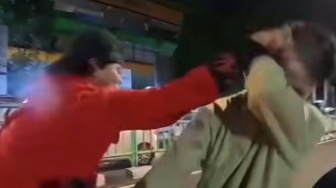 Viral Pemotor Merokok Pukul Penegur di Palmerah, Pelaku Catut Nama Polisi