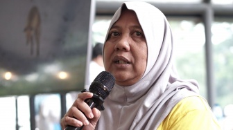 Kisah Ibu Cholifah: Dari Warung Sederhana, Percaya Diri Bantu Ekonomi Keluarga