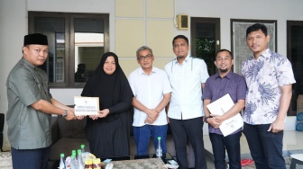 Gubernur Sulsel Berikan Santunan bagi Keluarga Korban Kecelakaan Pesawat ATR 42-500