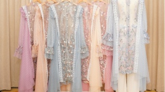 8 Rekomendasi Merk Baju Lebaran Murah Sesuai Trend 2026, Harga Rp100 Ribuan