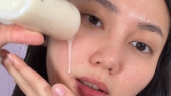4 Milky Toner Panthenol Non-Comedogenic untuk Kulit Auto Lembap Banget!