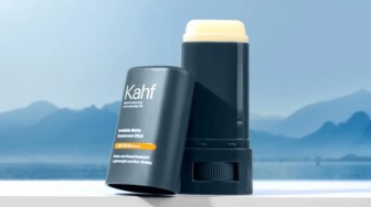 4 Sunscreen Stick dengan Blue Light Protection, Praktis untuk Daily Use