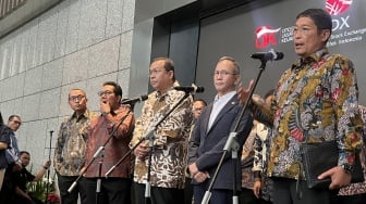 Badai MSCI Tumbangkan IHSG, OJK Buka Kantor Darurat di Bursa