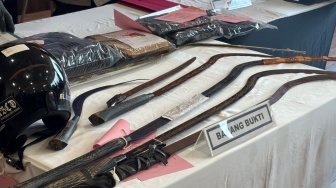 Polisi Tangkap 10 Remaja Pelaku Tawuran Maut di Jakarta Barat, Korban Tewas Bacok