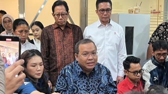 IHSG Anjlok, Dirut BEI Iman Rachman Mengundurkan Diri