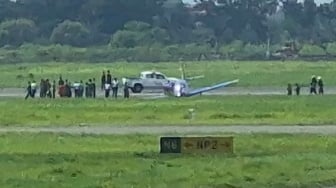 Breaking News! Pesawat Bonanza TNI AL Dikabarkan Kecelakaan di Runway Bandara Juanda