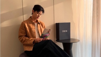 5 Look Daily Outfit ala Lomon untuk Aktivitas Sehari-hari