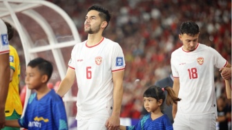 Dihubungi John Herdman, Peluang Tampil Sandy Walsh di Timnas Kian Besar?