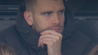 Laga Ajax vs Excelsior Kental Nuansa Timnas Indonesia, Pemain Keturunan Terlihat Hadir di Tribun