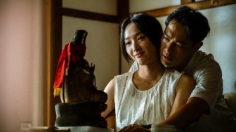 Sinopsis Mudborn, Kisah Pasutri Diserang Boneka Misterius