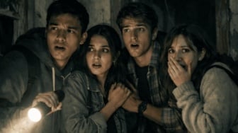 Teror Tak Kasat Mata di Rumah Tua