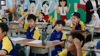 Membangun Kebiasaan Hidup Sehat Sejak Dini Lewat Peran Guru dan Komunitas Sekolah