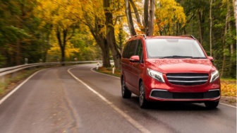 7 Rekomendasi Mobil Matic Kecil dengan Suspensi Paling Empuk