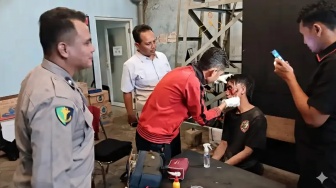 3 Fakta Begal Motor di Pasuruan Babak Belur Dihajar Massa, Diselamatkan ke Rumah Kades!