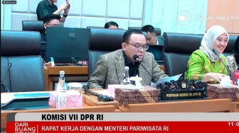 Ketua Komisi VII DPR Sentil Menpar Gara-Gara Jawaban Rapat Disampaikan Via Medsos