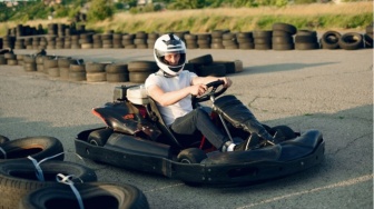 Pacu Adrenalin! Ini 3 Rekomendasi Tempat Main Gokart Paling Seru di Bandung