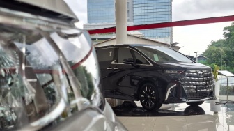 Dolar AS Makin Perkasa Auto2000 Beri Kode Harga Mobil Toyota Bakal Naik