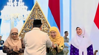Gubernur Khofifah Hadiri Undangan Presiden Prabowo Bersama Pimpinan Ormas Islam Indonesia di Istana