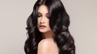 Bagaimana Cara agar Rambut Berkilau? Ini Tips Mudah yang Bisa Dilakukan di Rumah