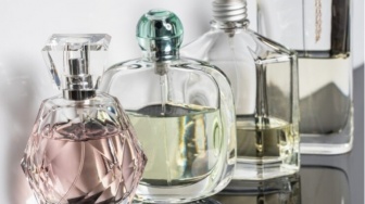 Eau De Parfum vs Eau De Toilette, Mana Paling Awet Wanginya? Ini 5 Rekomendasi Terbaik!