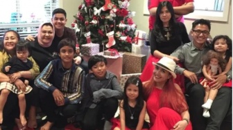 5 Potret Lawas Denada dan Ressa, Belum Tahu Berfoto dengan Ibu Kandung