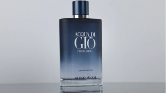5 Parfum Murah Wangi Aquatic Alternatif Armani Acqua Di Gio Profondo yang Menyegarkan