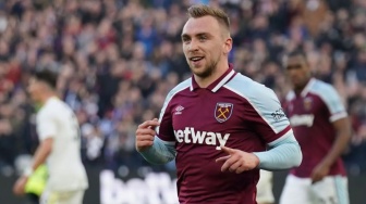 Manchester United Bidik Kapten West Ham United?