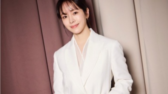 5 Gaya OOTD Kondangan Feminin ala Han Ji Min