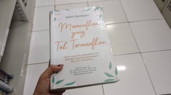 Menghempas Energi Buruk di Buku Memaafkan yang Tak Termaafkan