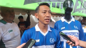 Gelandang Persib Beckham Putra Gelar Turnamen Sepak Bola Usia Dini