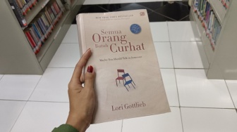 Menemukan Jalan Pulang ke Diri Sendiri di Buku 'Semua Orang Butuh Curhat'
