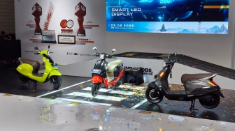 Indomobil Rilis Dua Motor Listrik  Terbaru di IIMS 2026