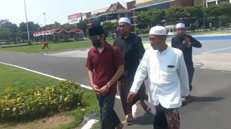 Kasus Pencabulan Santriwati: Oknum Lora Bangkalan Ditahan Polda Jatim, Korban Dibawa Kabur 19 Hari!