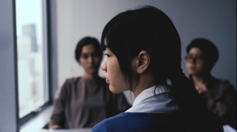 5 Film Baru Sambut Akhir Pekan, Ada Human Resource hingga I Was A Stranger