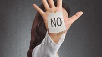 Berhenti Jadi People Pleaser! Ini Cara Mulai Menghargai Diri Sendiri