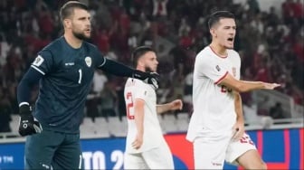 Jangan Lewatkan! Jadwal Derbi Indonesia di Eredivisie: Maarten Paes vs Justin Hubner