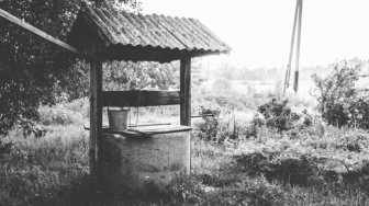 Pertigaan Sumur Mati Rumah Belanda