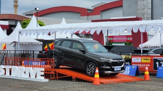 Jajal Sensasi Suzuki Grand Vitara Hybrid di IIMS 2026, SUV Minim Limbung