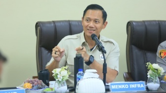 Herman Deru Dorong Tanjung Carat dan Bendungan Tiga Dihaji di Hadapan Menko AHY