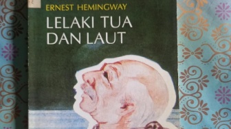 Membaca Lelaki Tua dan Laut: Tentang Kekuatan Mental dan Seni Bertahan