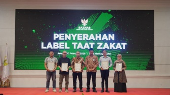 PNM Raih Sertifikat Label Taat Zakat sebagai Perusahaan Taat Zakat dari Baznas