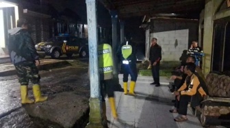 Respons Serangan Macan Tutul, Polsek Jatiyoso dan Tim Gabungan Sisir Lokasi Kejadian