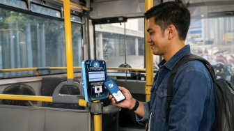 Bayar TransJakarta Kini lebih Mudah Berkat Fitur QRIS Tap dari BRImo