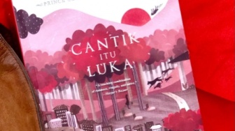 Novel Cantik Itu Luka Karya Eka Kurniawan, Tragedi Sebuah Kecantikan