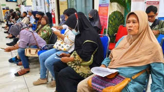 Lika-liku Reaktivasi PBI JK di Jogja, Antre dari Pagi hingga Tutup Lapak Jualan demi Obat Stroke